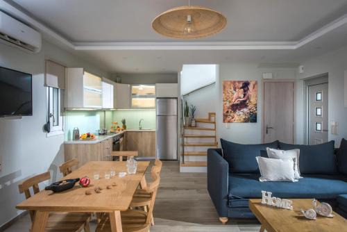 Kokinos Pirgos House | Dione Villa