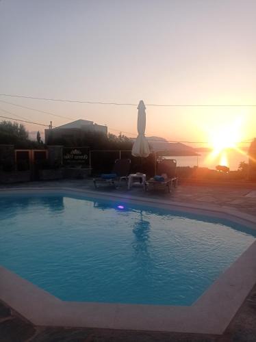 Plaka Villa | Domina Villas