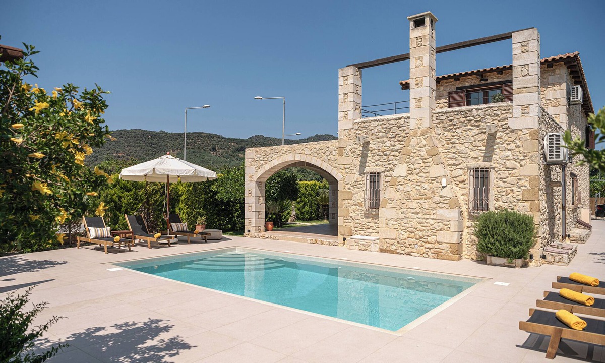 Agia Villa | Elegant Countryside Retreat with Private Pool Near Chania
