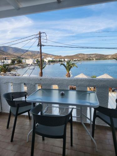 Livadi Hotel | Eleios Hotel Serifos