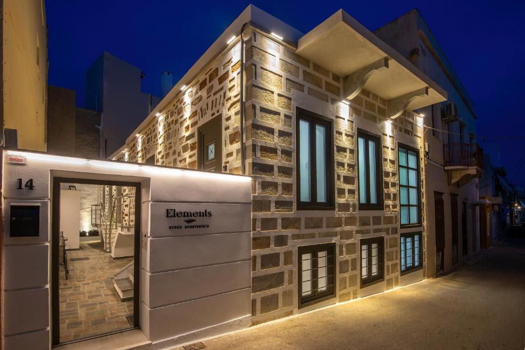 Ermoupoli Apartment | Elements Syros Apartments
