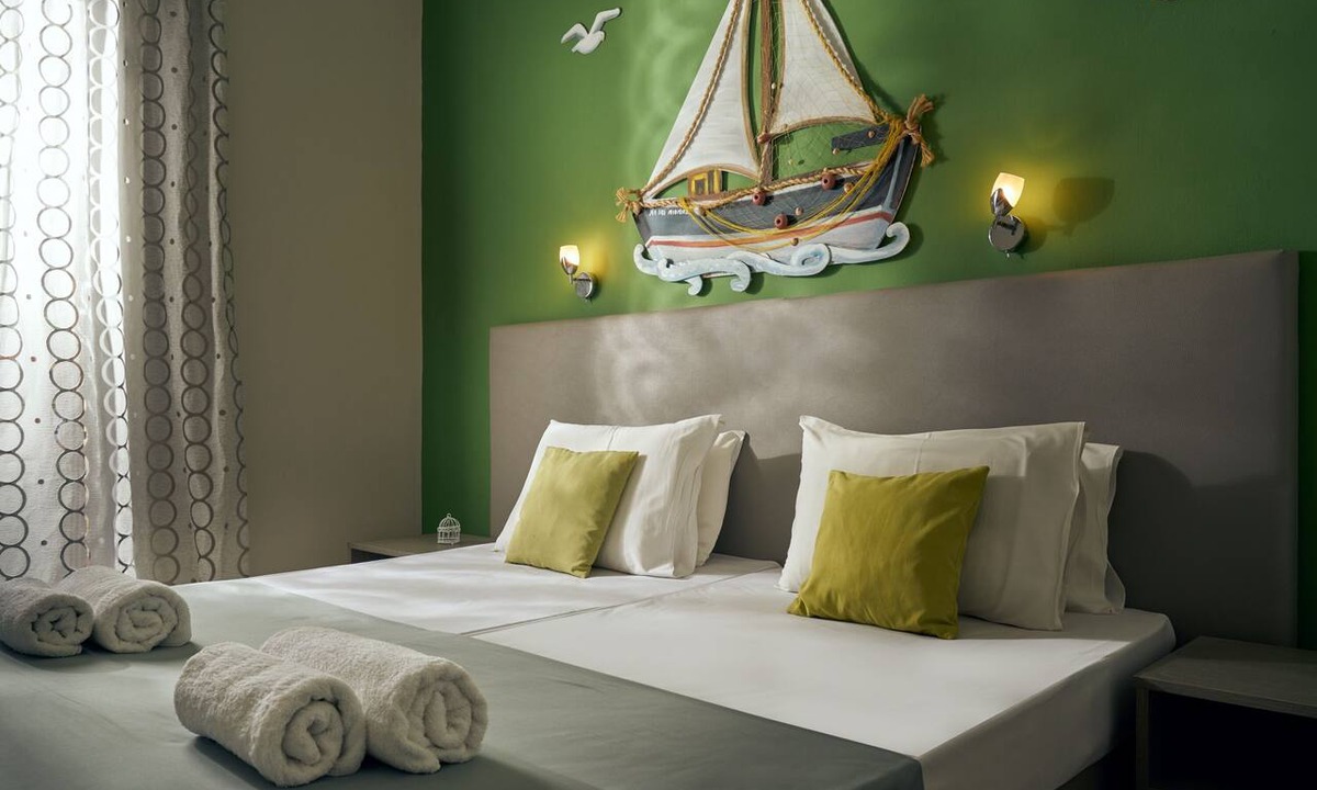 Kalamaki House | Elena Studios