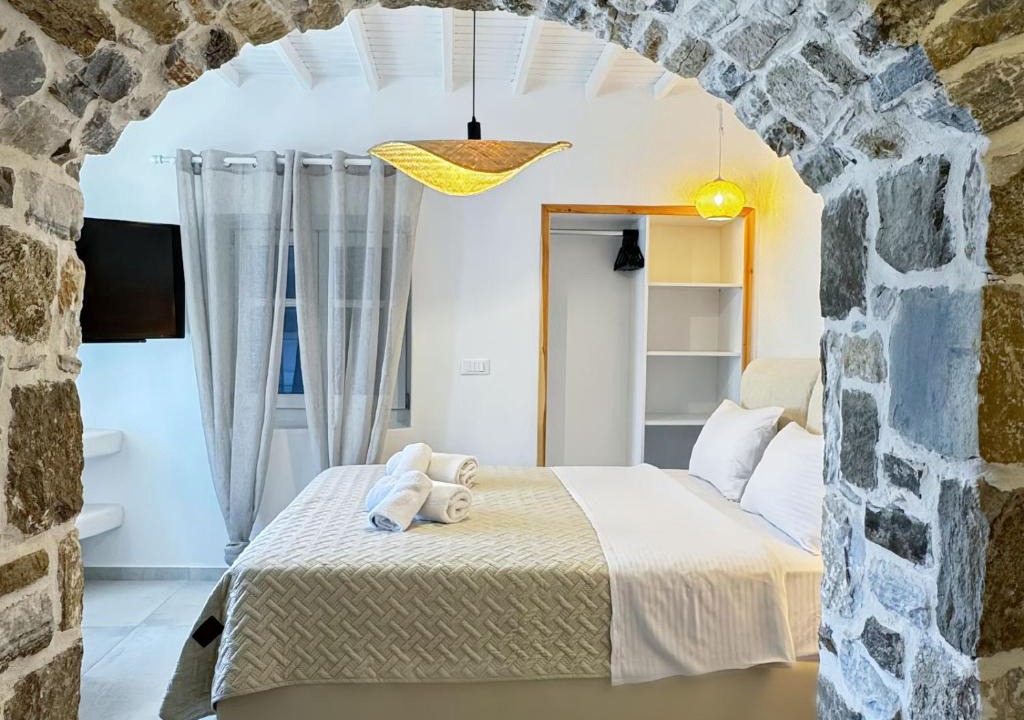 Ornos Apartment | Endless Blue By Blue Waters Mykonos