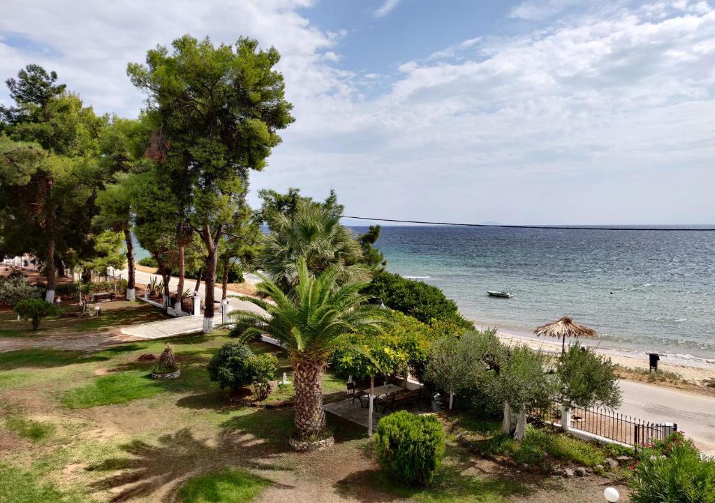 Ormilia Apartment | Entire Appartment 50m from sea - Spiros