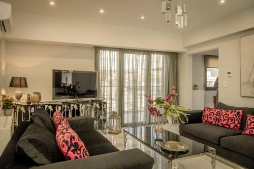 Ladadika Apartment | Eva's Luxurious Penthouse #Mitropoleos6
