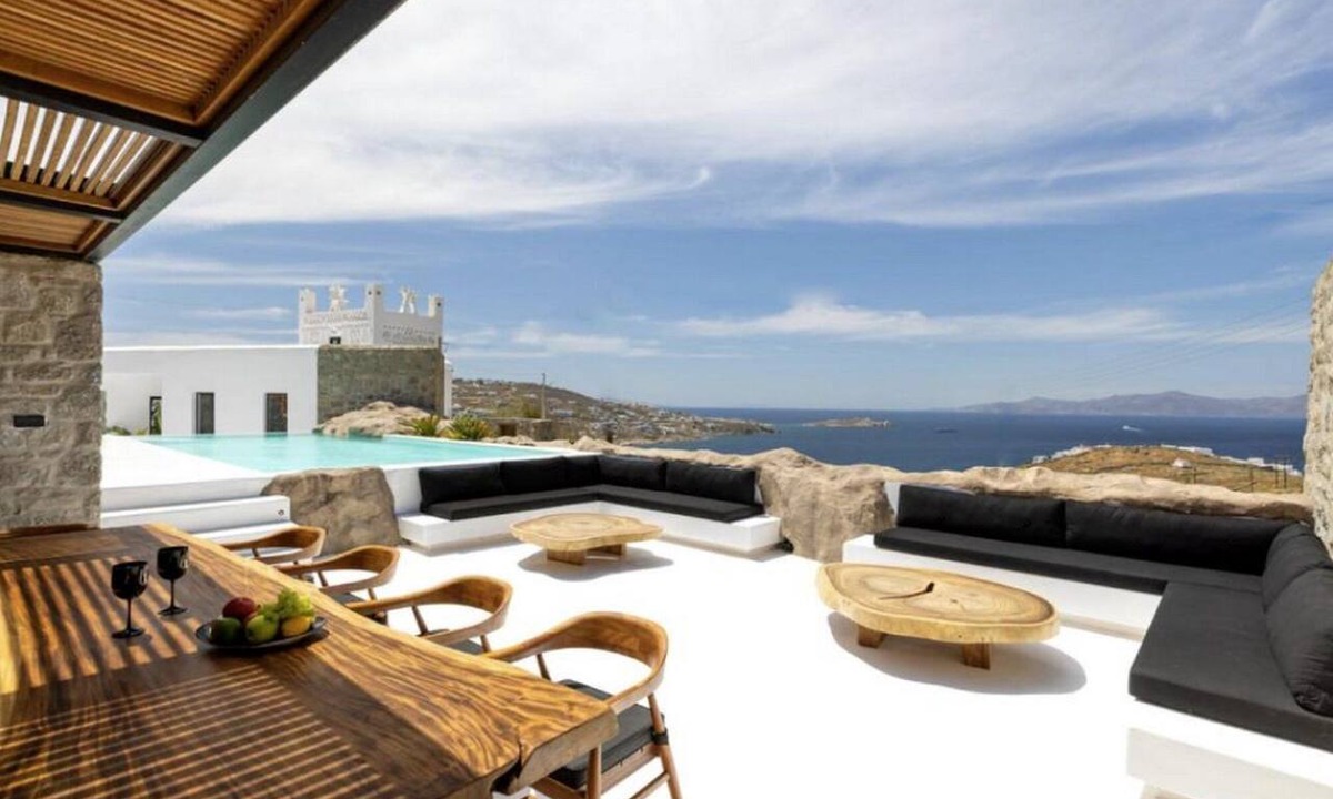 Mykonos Town Villa | Exquisite Mykonos Villa | Villa Apocryphos | 6 Bedrooms | Unique Aegean Sea View