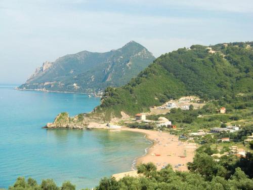 Parelia Apartment | Family friendly Apartments with a Swimming Pool on Pelekas Beach