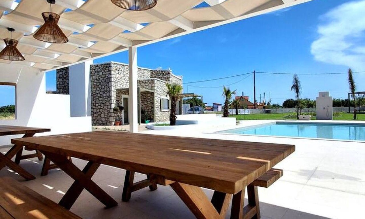 Fanes House | Fanes Breeze Lodges - Lodge Sykia