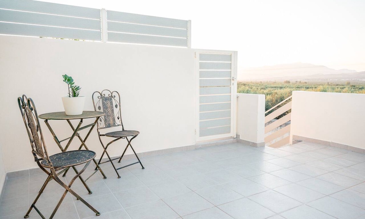 Archanes-Asterousia House | Ferienunterkunft 'Authentic Cretan Escape: Messara Olive Groves & Sunset Views'