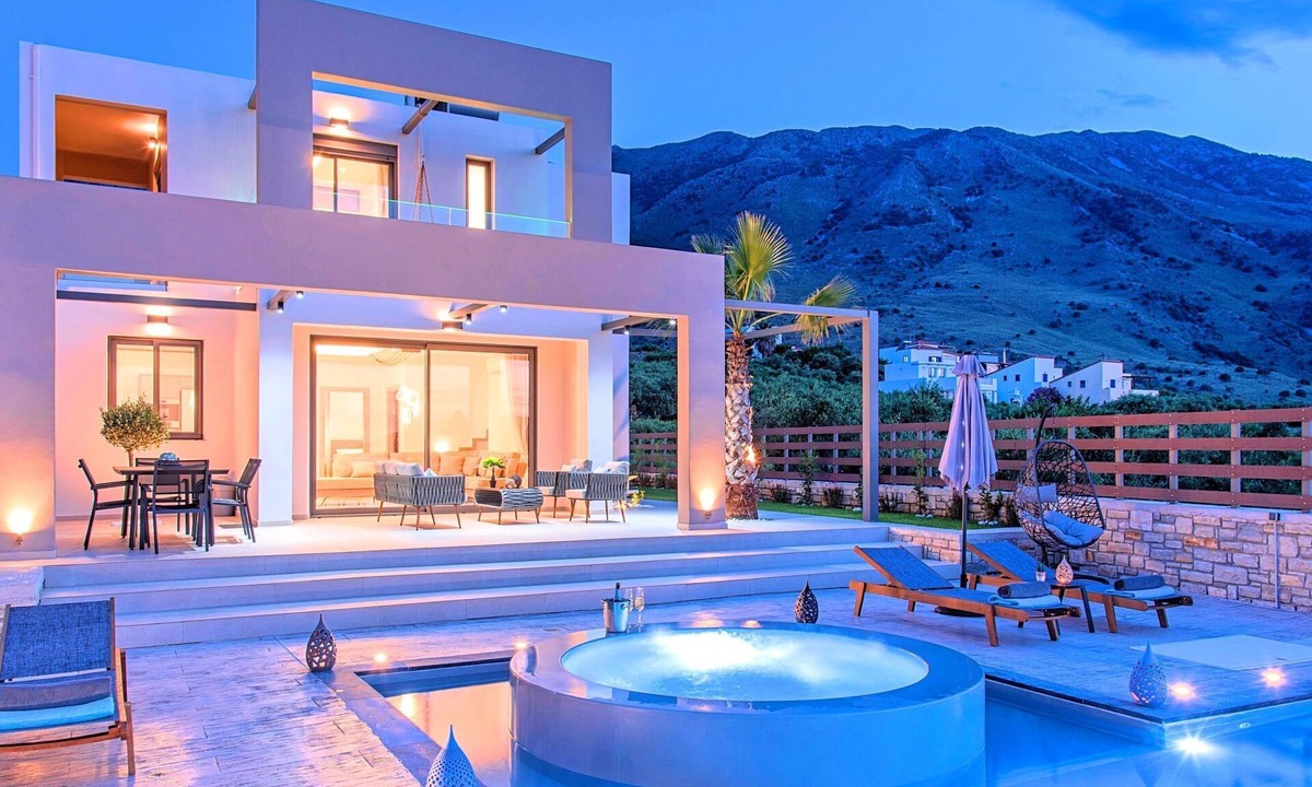 Filaki House | Ferienvilla "Minaos Grand" mit privatem Pool by Interhome