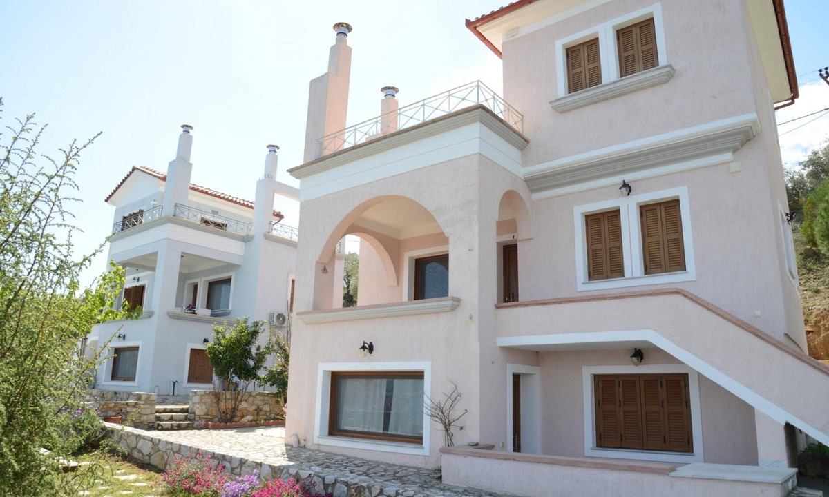 Sourpi Apartment | Goddess Hera Apartment