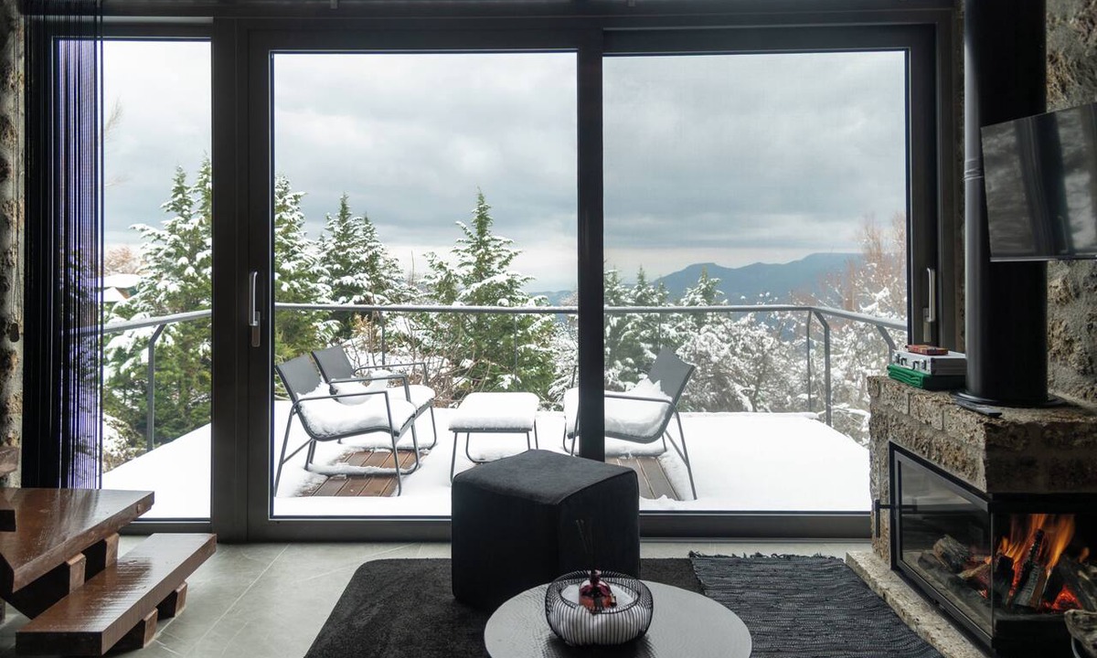 Mesaia Trikala Ski Chalet | Heartbeat Deluxe Chalet, Heartbeat Mountain Escapes
