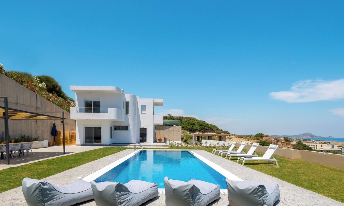 Kolymbia Villa | Hill & Sea View Villa up to 8