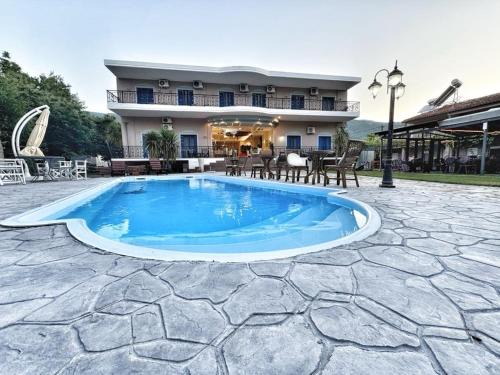 Kokkinon Neron Hotel | Hlidi Hotel
