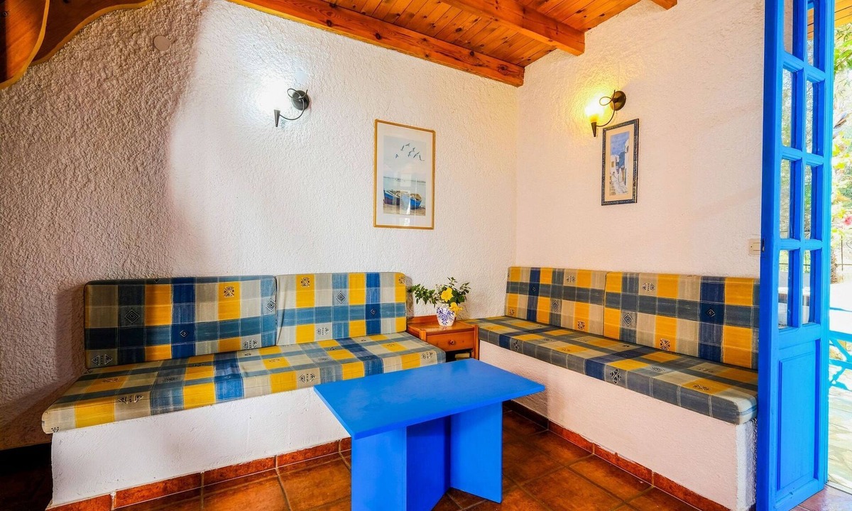 Kantanos-Selino House | Holiday Home in Greece near Seabeach