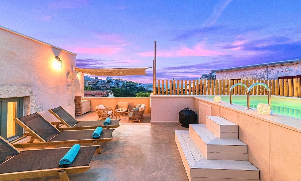 Kournas House | Holiday house Kourna for 1 - 8 persons with 3 bedrooms - Holiday house
