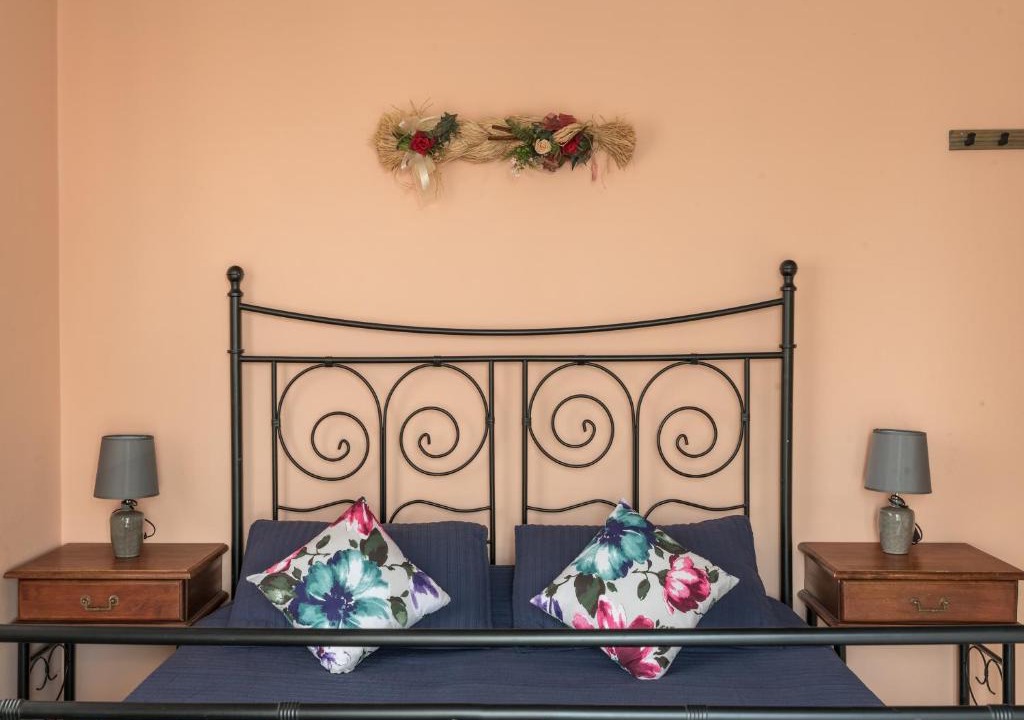 Mouzaki Villa | Kalielaia