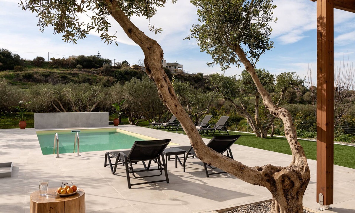 Adele Villa | Kallistefanos Villa, a Nature Inspired Retreat