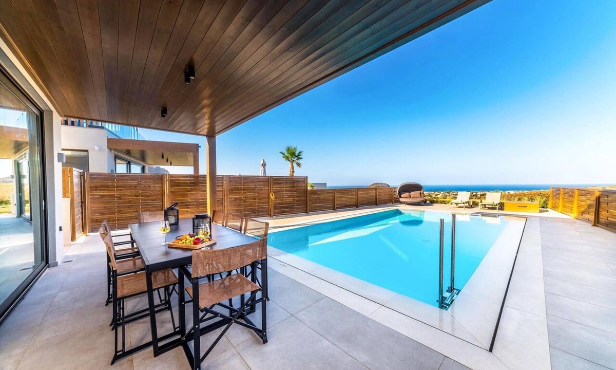 Gouves Villa | Kamelia Luxury Villa 2