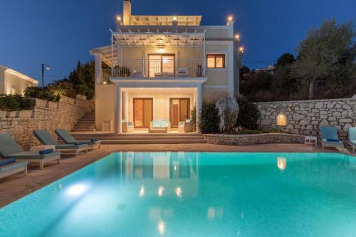 Kassiopi Villa | Kassiopi View Villas-Corfu-Villa Eleni,4 bedrooms,large private pool,prime location