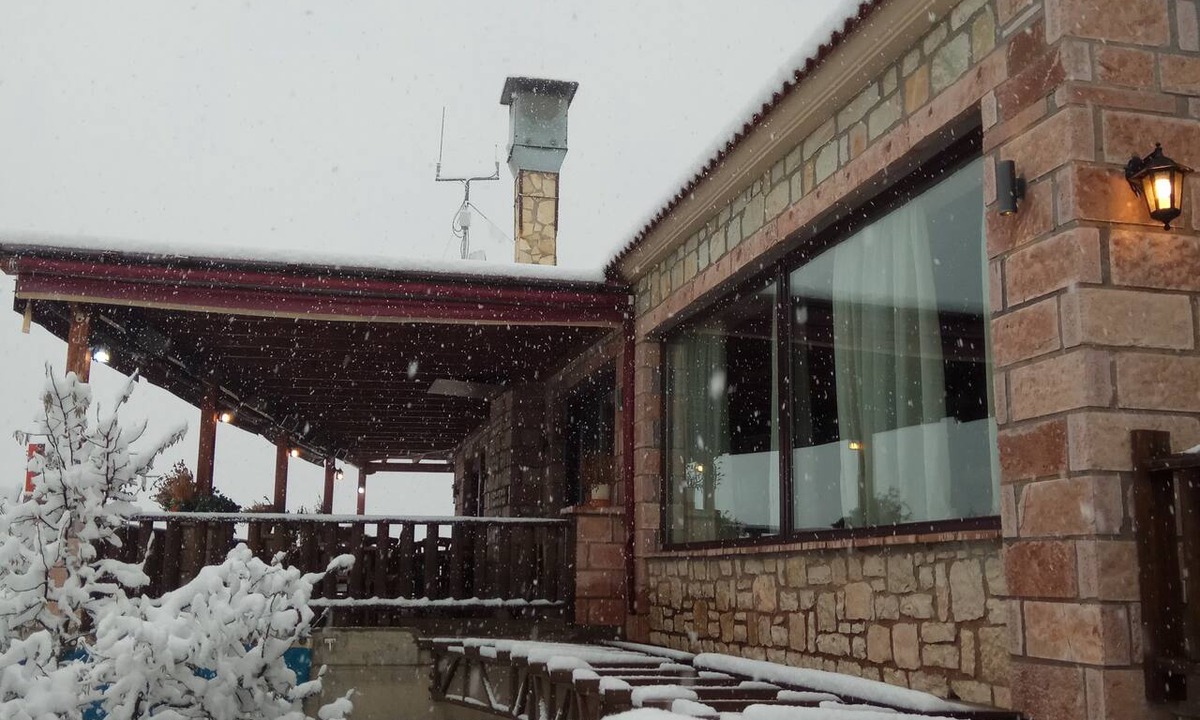 Kastanea House | Kastania Guesthouse