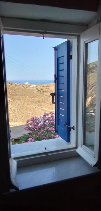 Ano Siros Apartment | Kioura's home