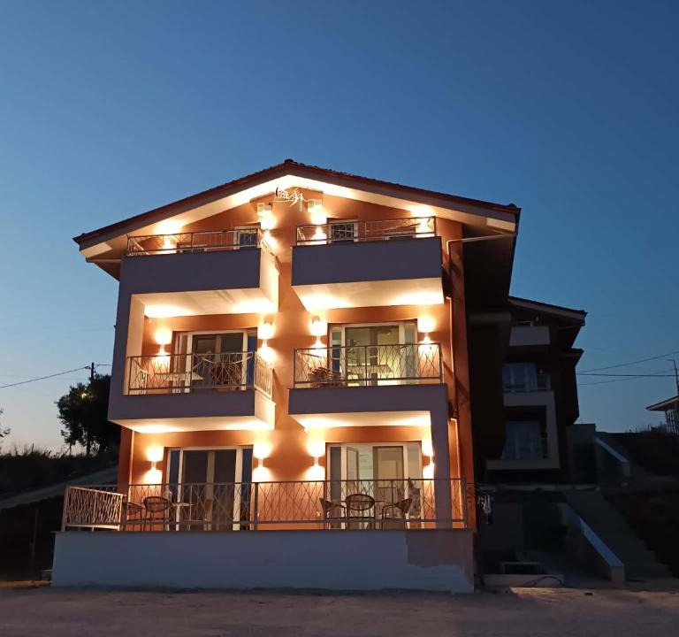 Agios Nikolaos House | La Perla Di Dora