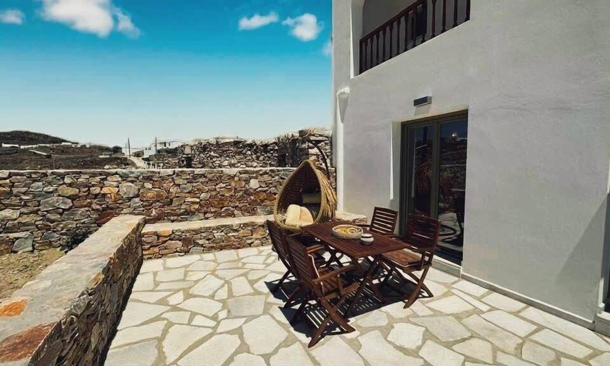 Ano Meria House | Ligaria Stone Maisonette, Gem in Folegandros Heart