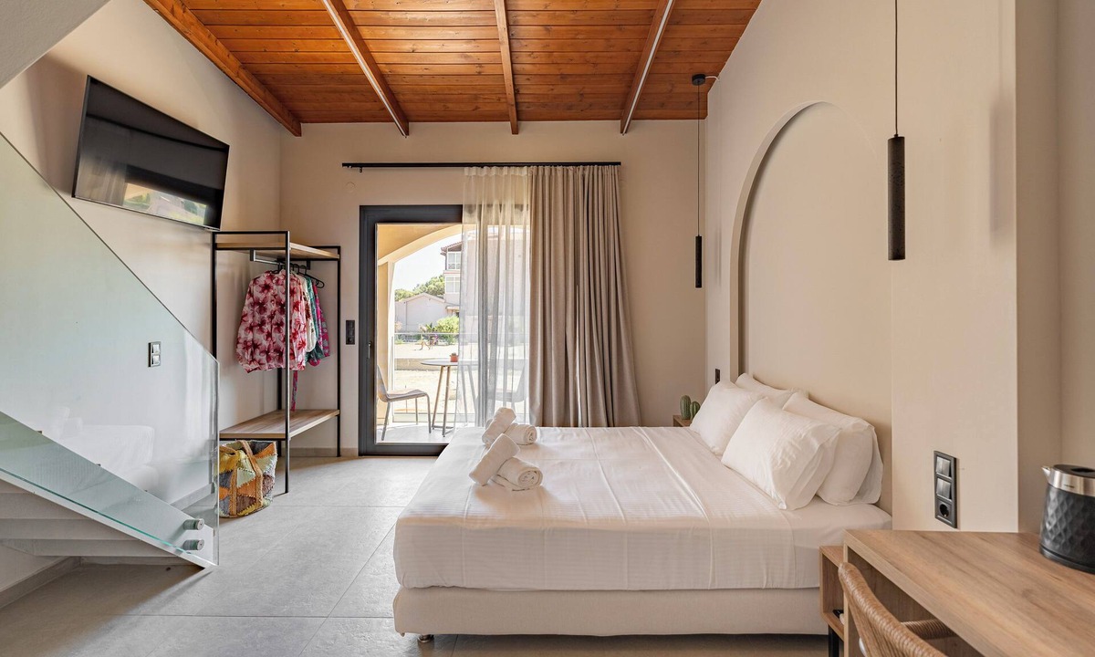 Gazi House | Lotus Serenity Suites