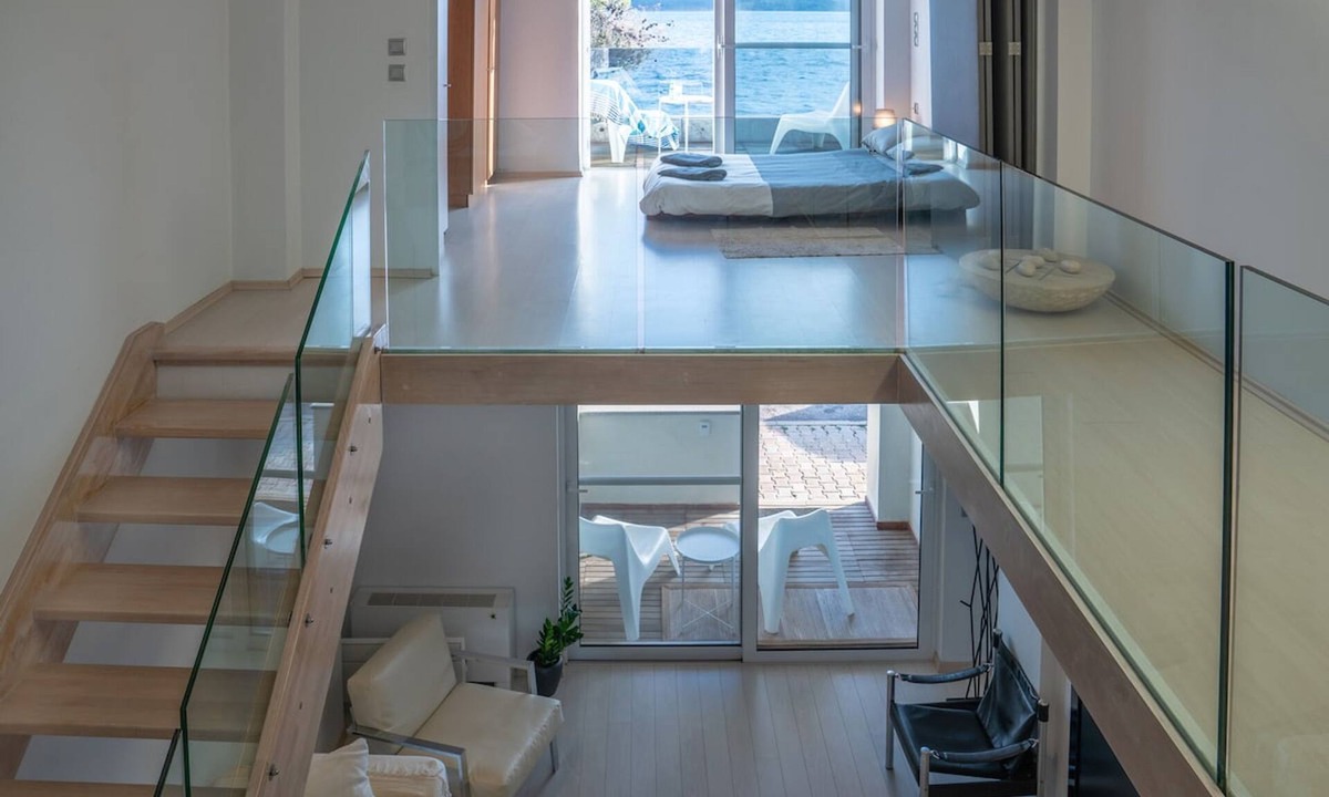 Itea House | Luxury on the water - Seaside Maisonette in Itea