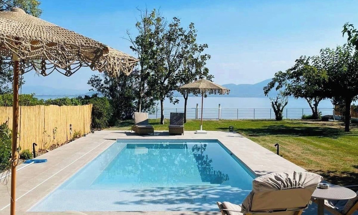 Dirfys-Messapia Villa | Luxury villa - Exclusive Beach access - 6BR - Pool