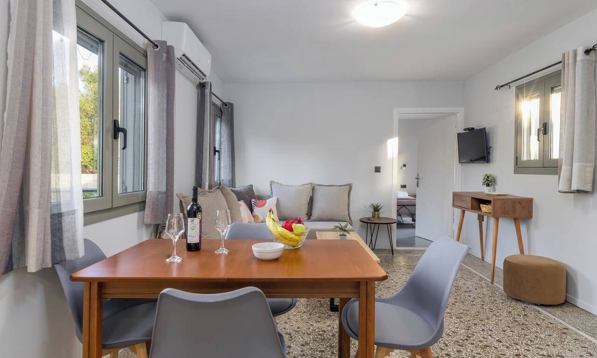 Lassi Cottage | Makris Gialos Lemon Cottage in Lassi Kefalonia