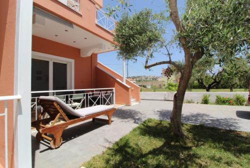Mavrovouni Apartment | Malvazios Mavrovouni Beach House Right