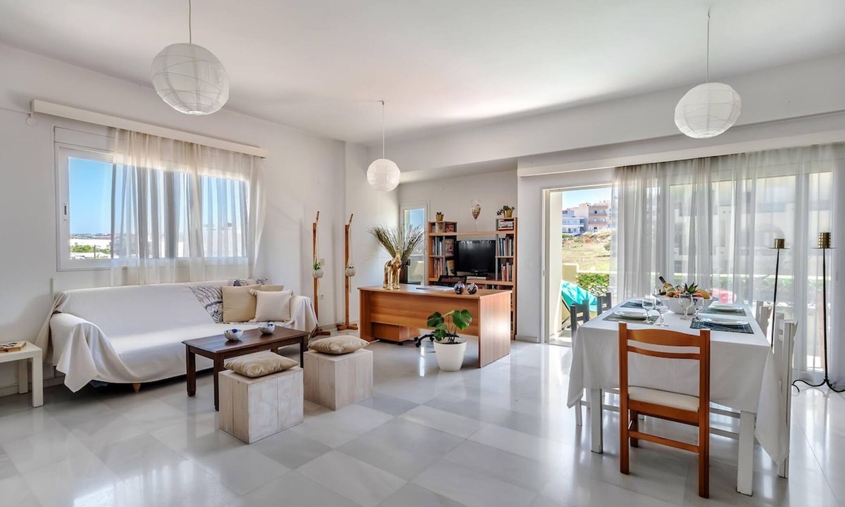 Heraklion Apartment | Marele Apartment by Cretan Houses