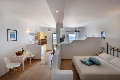 Nea Cryssi Akti Apartment | Margarita Countryside Studios