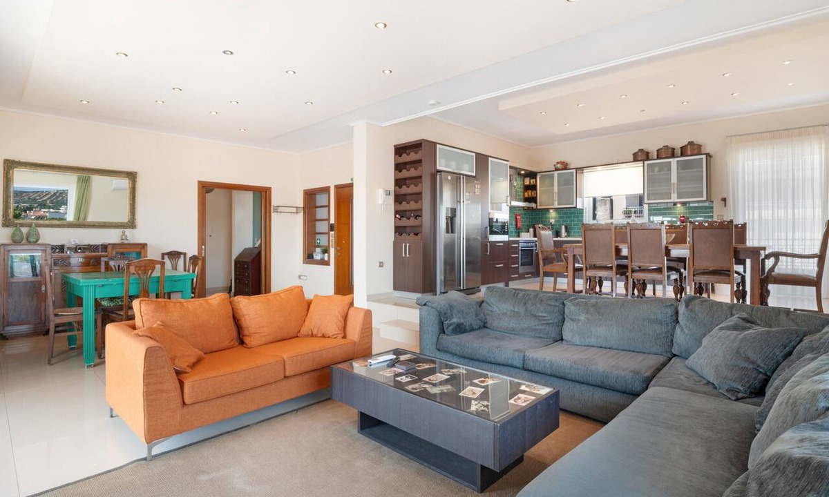 Keratea Apartment | Modern apartment near Athens and the coast