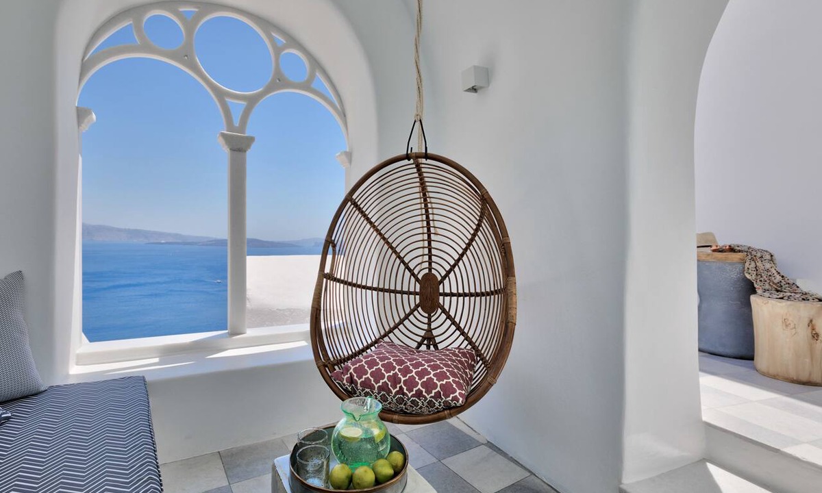 Oia Villa | Namaste Suites by Oias Local Cavehouses