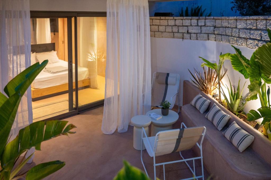 Parga Apartment | Nest In The Yard