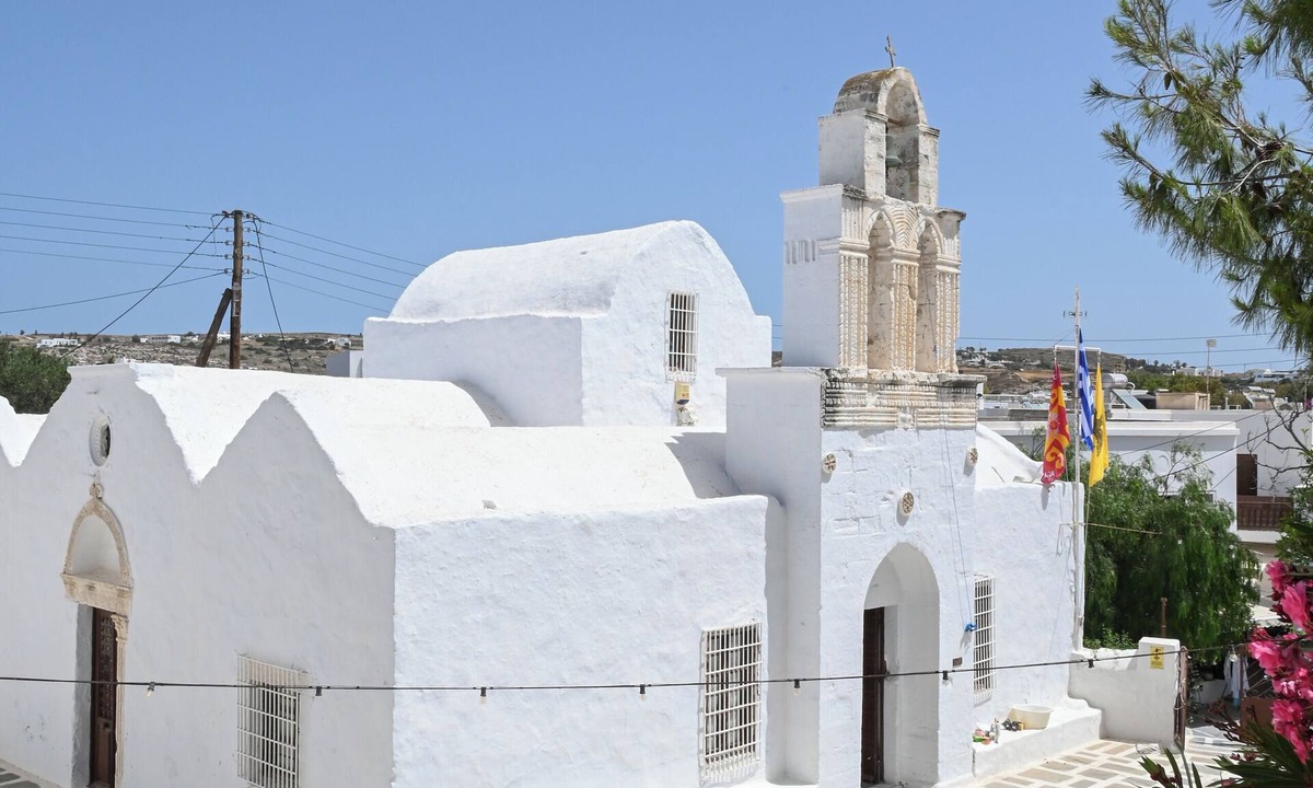 Adamas Apartment | Newly renovated house in the heart of the port!Beautiful and quiet neighborhood!