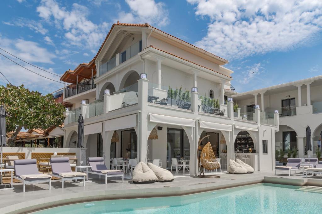 Kalamaki Hotel | Nikon Boutique Hotel