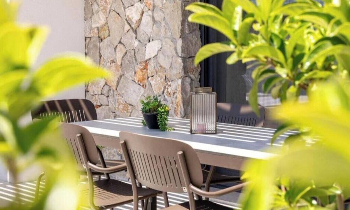 Kremasti House | Noera Villas | Spacious Three-Bedroom Villa with Private Infinity Pool