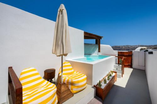 Akrotiri Apartment | Orasis Houses - Luxury Retreats with Pool & Views
