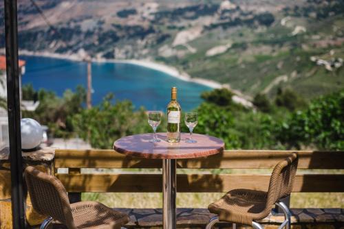 Argostoli Apartment | Panos Fisherman's Cottage Zola