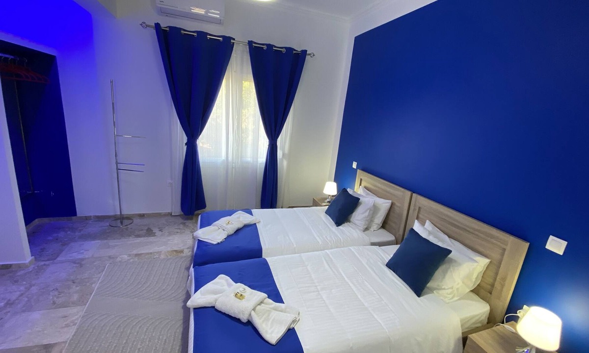 Paralia Apartment | Patras Blue Suite - ground floor apartment with all the necessary amenities.