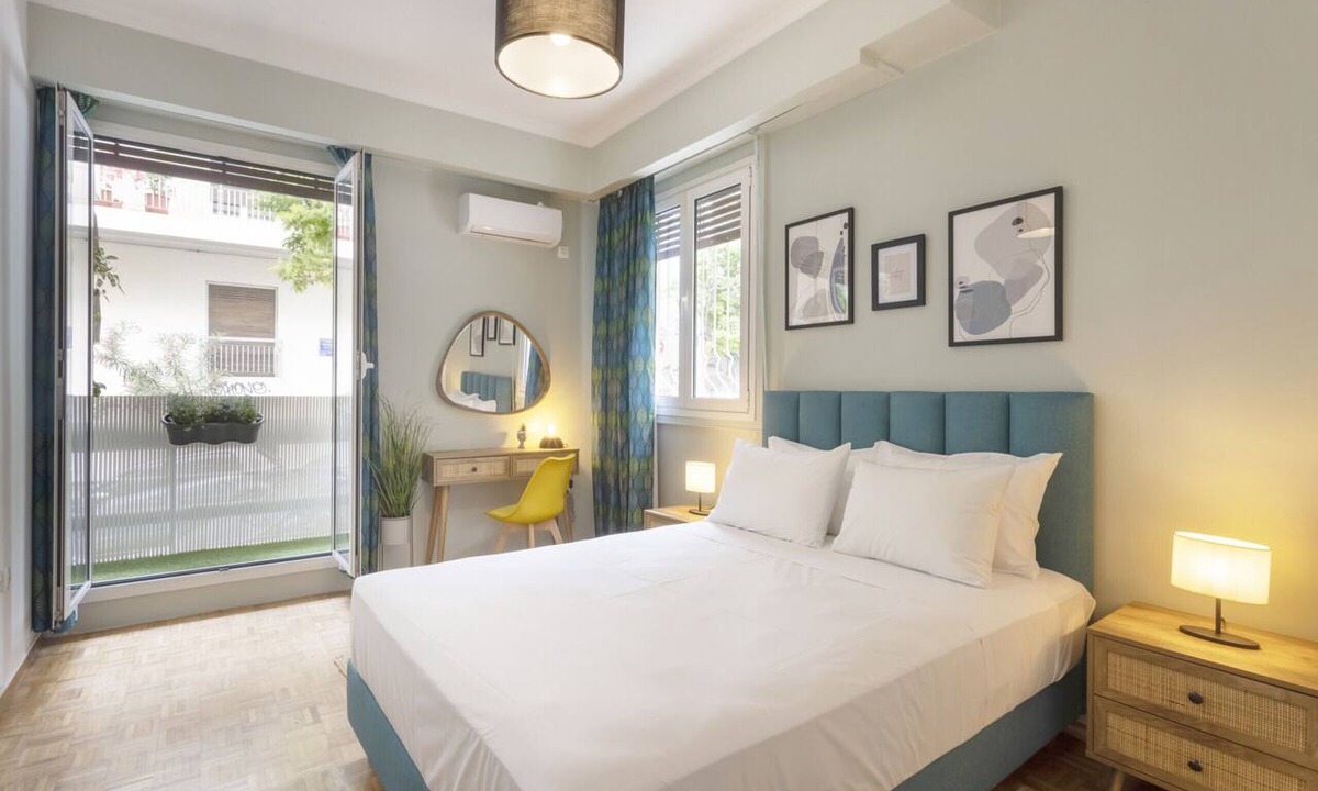 Pangrati Apartment | Pausaniou8 · Homey one bedroom in hip Pagrati