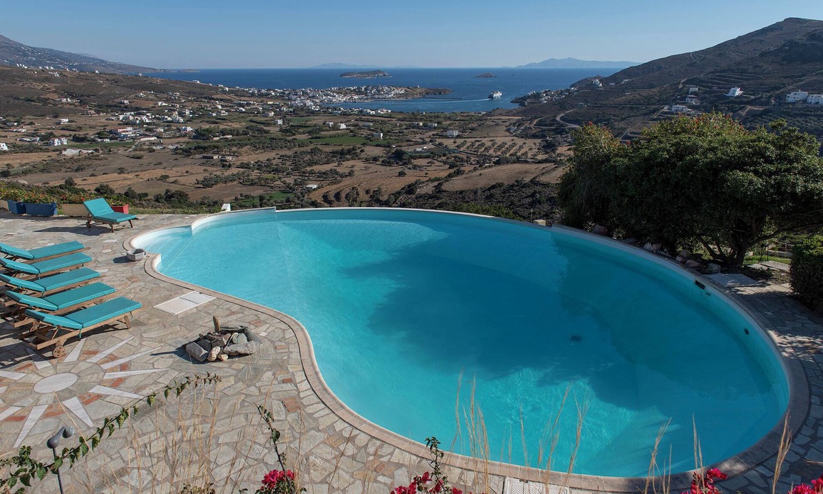 Ydrousa House | Peaceful Cycladic Villa, Andros, Large Pool, Aegean Views, 5 mins from the port