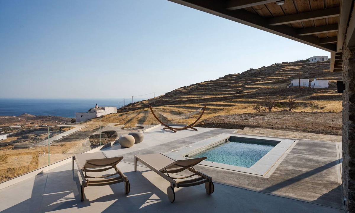 Tinos Town Hotel | Petra Suite by Vivian Horizon Tinos, Vivian Suites Tinos