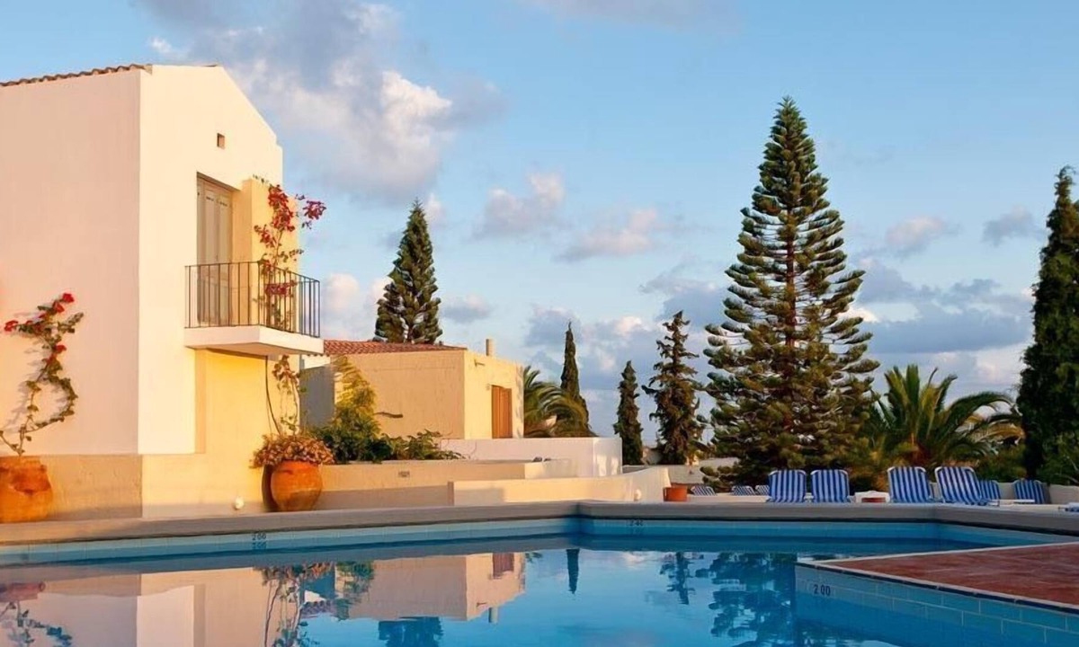 Koutouloufari Villa | R 775 Standard Villa with Garden View / Sea View / Side Sea View