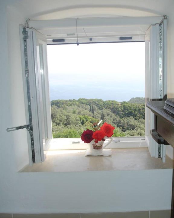 Lakones Apartment | Rambely house