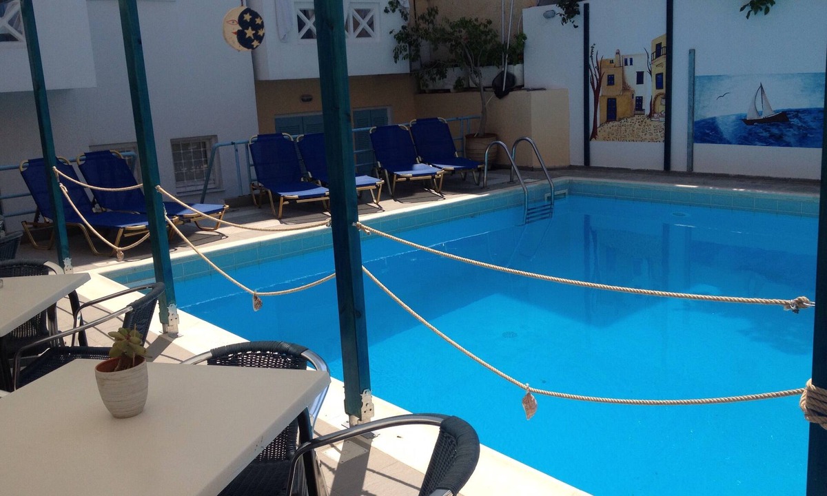 Agia Pelagia Apartment | Renia Studios -Studio for 2 plus 1 pers with a swimming pool